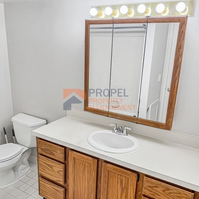 Photo - 173 Pinewood Cir