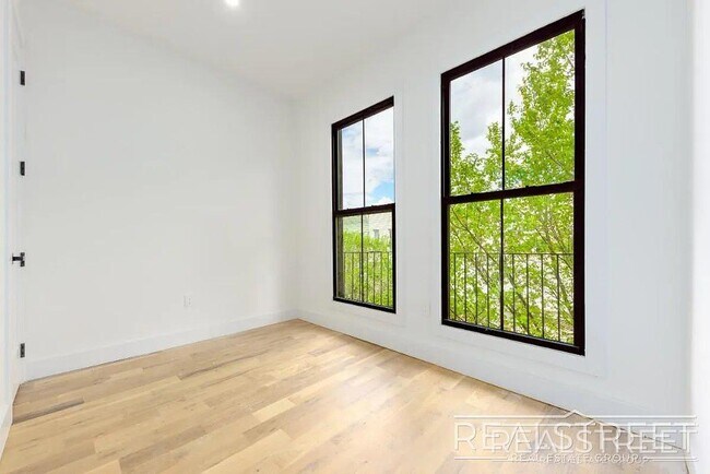Photo - Brand New 2 Bed in Greenwood with W/D in unit! Unit 3F