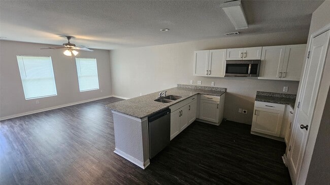 Photo - 14190 Green Wing Cir