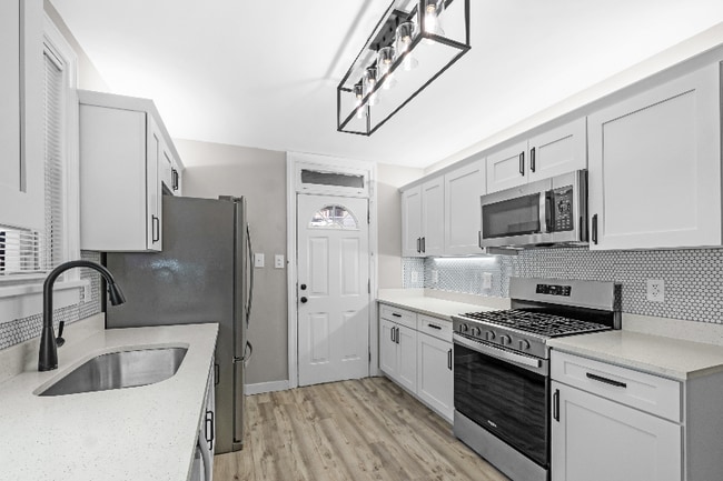 Photo - 52 Owendale Ave