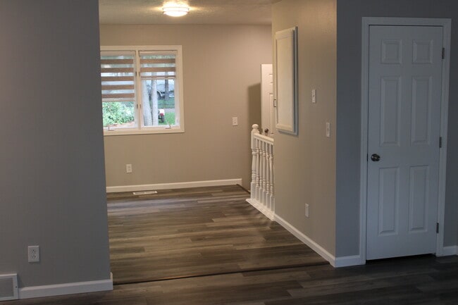 Photo - 1409 E 18th St