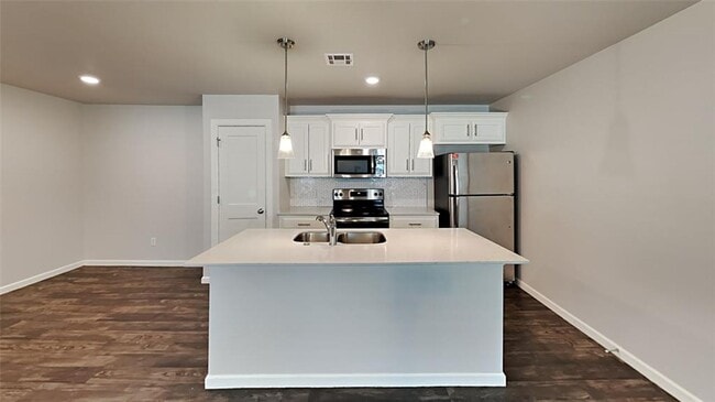 Photo - 2 Bedroom 2 Bath Duplex Close To Tinker AFB