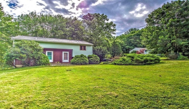 Photo - 1478 Stafford Rd Unit A