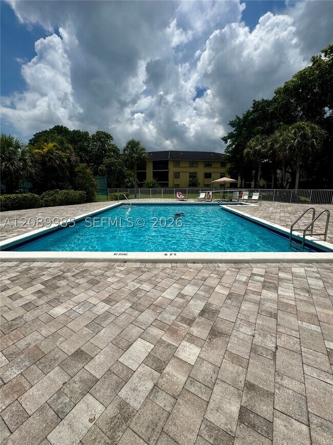 8921 NW 28th Dr Unit D