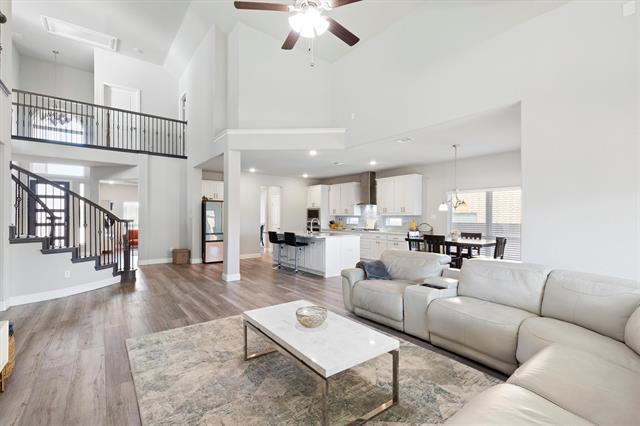 Photo - 1412 Summer Ln