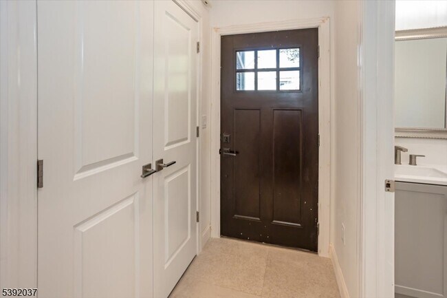 Photo - 235 Martin Luther King Ave