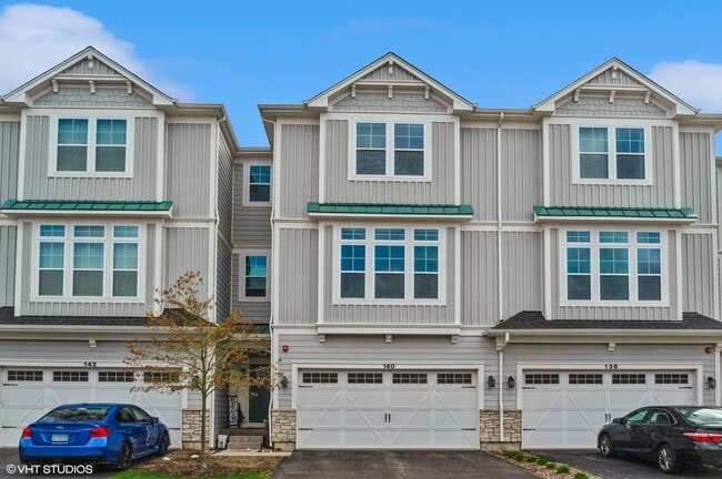 Photo - 140 Easton Ct Townhome