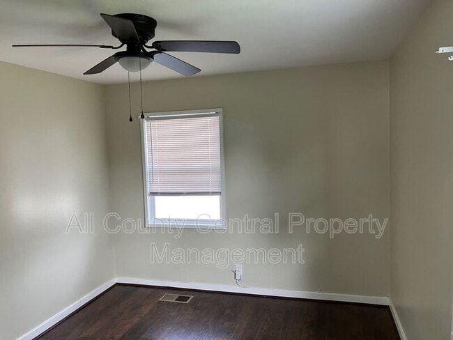 Photo - 1444 31st St N