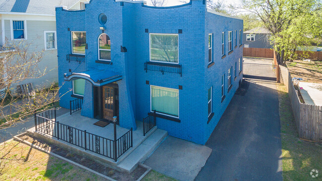 Building Photo - 1308 NW 16th St Rental