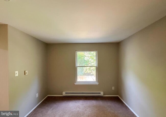 Photo - 574 Loch Lomond Dr