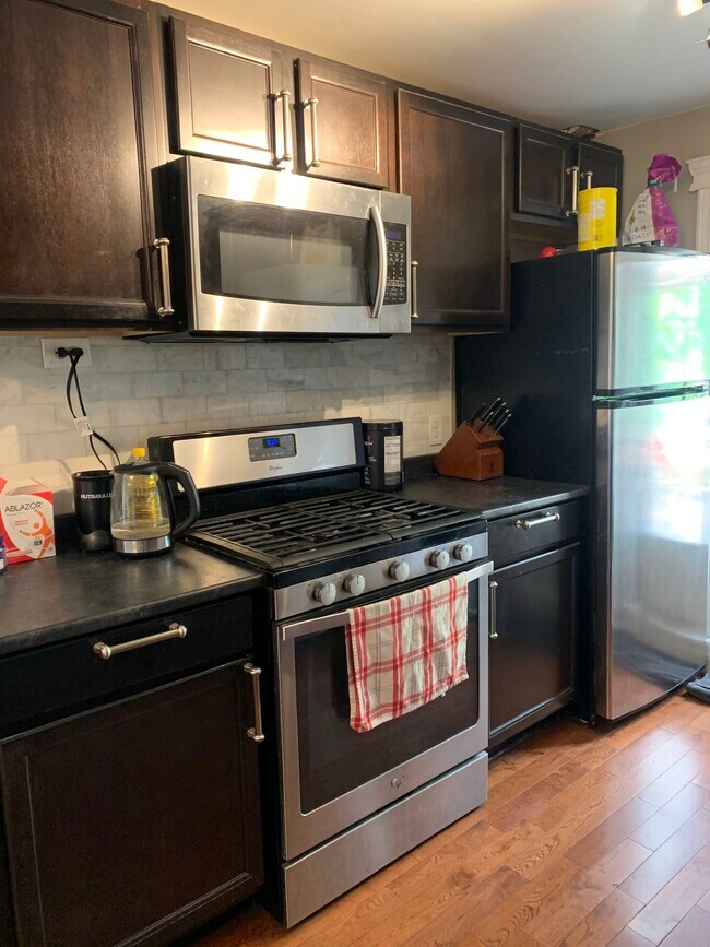 Photo - 350 Winona Dr Unit Upper