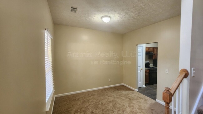 Photo - 207 Kendrick Estates Dr