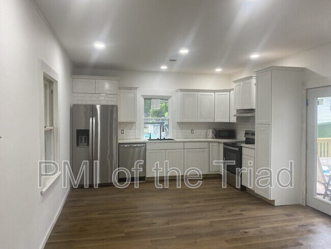 Photo - 1318 Ridge Ave
