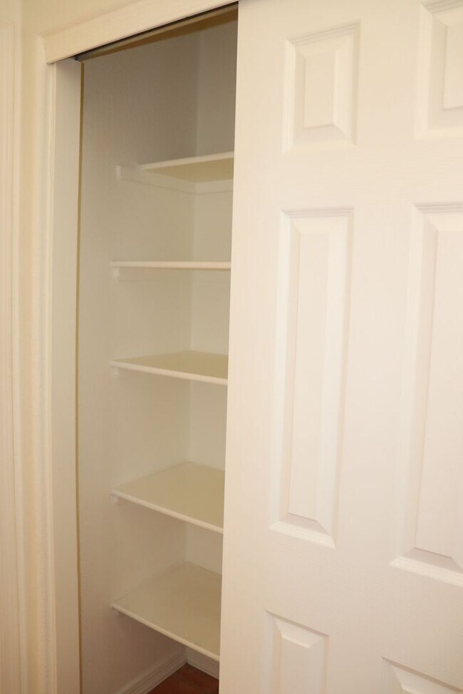 Photo - East Side 3 Bed 2 Bath Energy Efficient Pulte Home