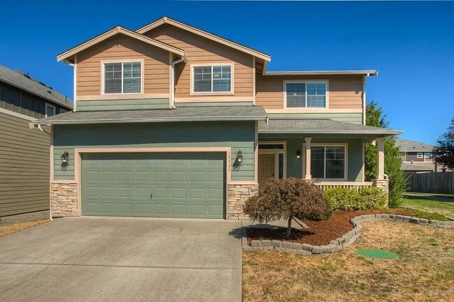 Building Photo - 3 Bedrooms Plus Loft with Fenced Yard & Covered Patio - Available July 1st