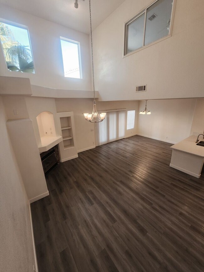 Photo - 5264 Island Chain Rd