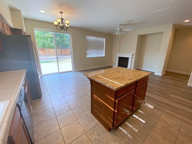 4 Bedroom & 3 Full Bath House - Wingfield ... - 4 Bedroom & 3 Full Bath House - Wingfield ...