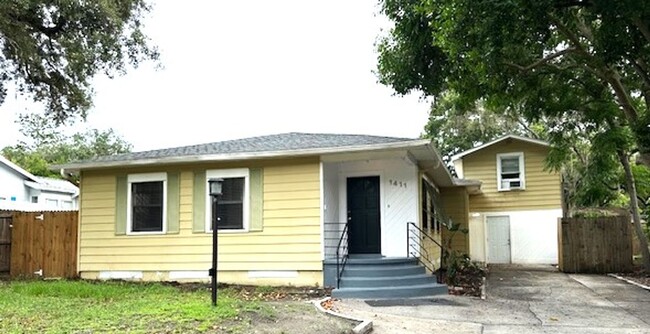 FOR RENT: 4-Bedroom / 2-Bath Home in Clear... - FOR RENT: 4-Bedroom / 2-Bath Home in Clear...