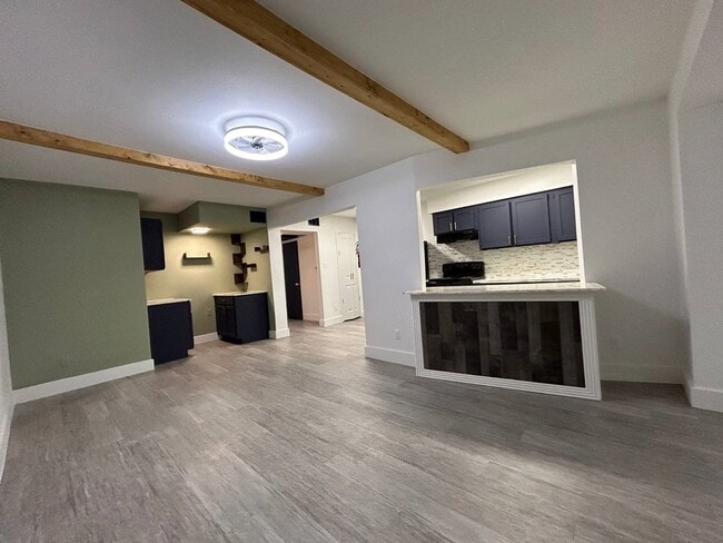 Photo - 1010 S Wayside Dr