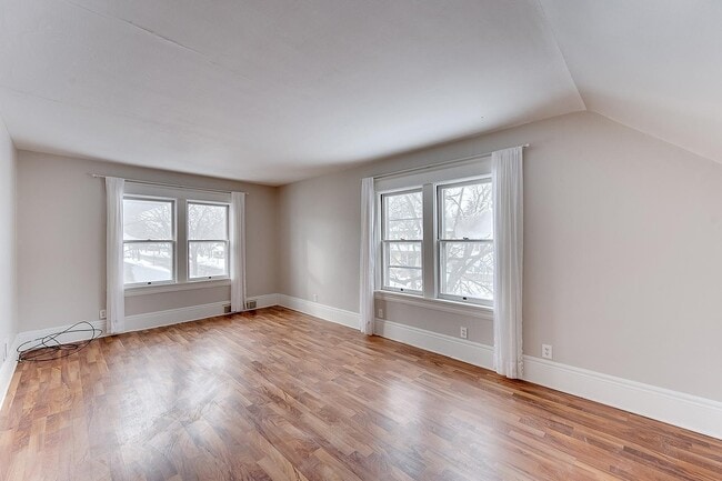 Photo - 233 7th Ave S Unit UPPER