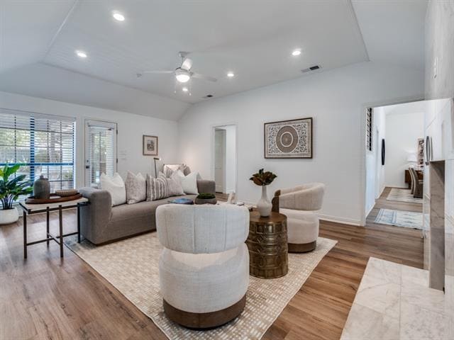 Photo - 7018 Woodland Dr