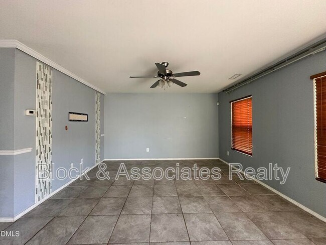 Photo - 502 Kerriann Ln