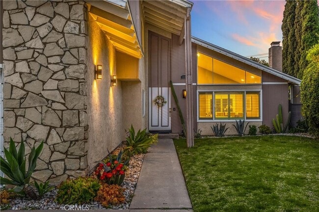 Photo - 1320 N Van Gogh Cir