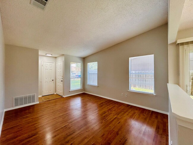 Building Photo - 12211 Dundee Dr Unit A Rental