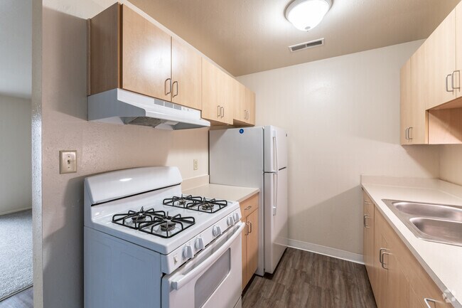 Irish Hills Apartments