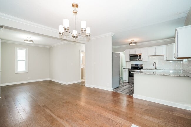 Photo - 764-766 Kelton Ave Unit 764