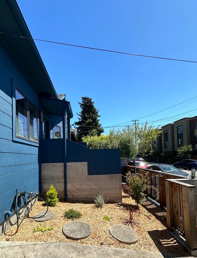 Photo - 2337 Fifth St