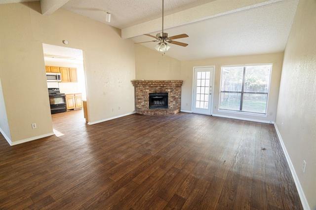 Photo - 604 Rawhide Ct