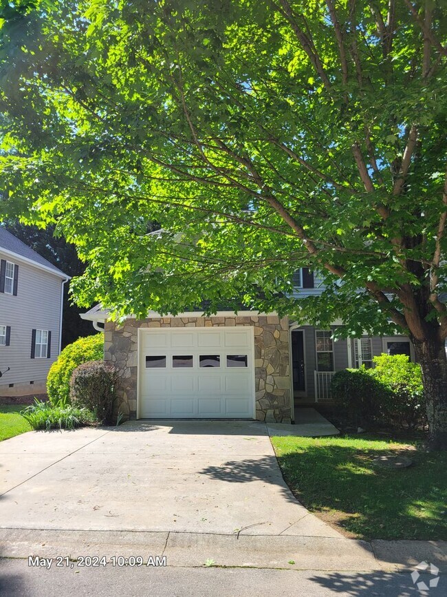 Building Photo - Newly Renovated Townhome in Arden