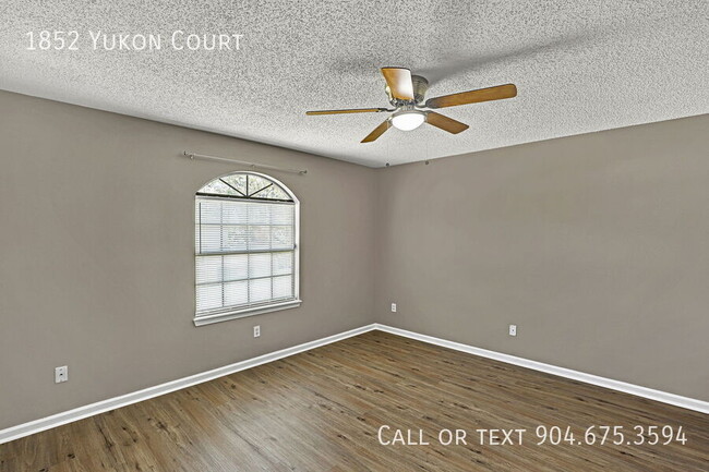 Photo - 1852 Yukon Ct