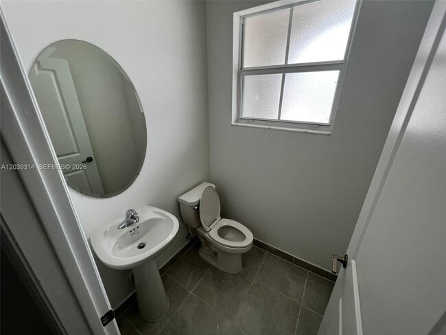 Photo - 1180 SE 26 TERR