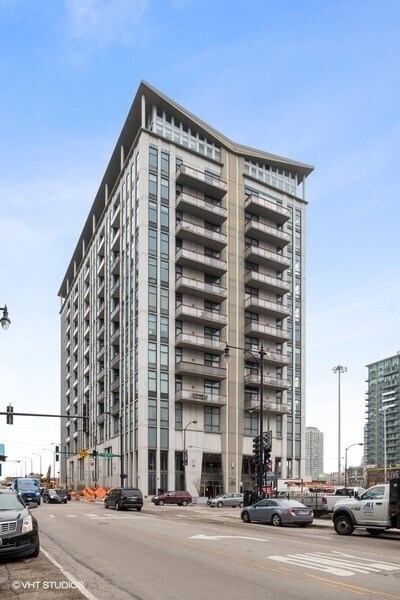 Photo - 740 W Fulton St Rental