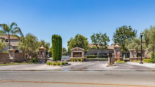 Photo - Updated European Grove Home in NW Fresno