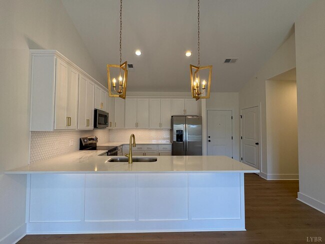 Photo - 420 Capstone Dr