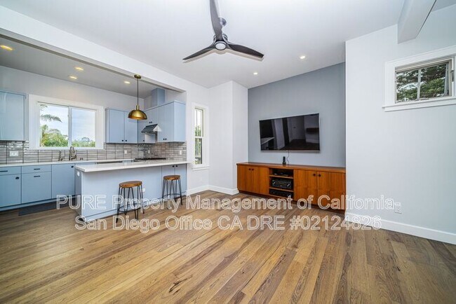 Photo - 1468 Hunsaker St Unit 2