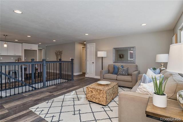 Photo - 480 S Ivy St