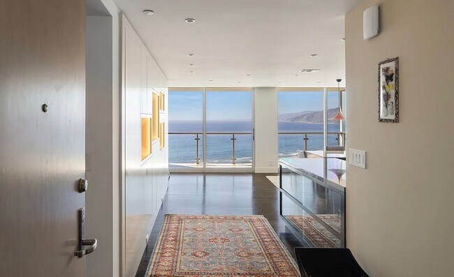 Building Photo - 201 Ocean Ave Ext Rental
