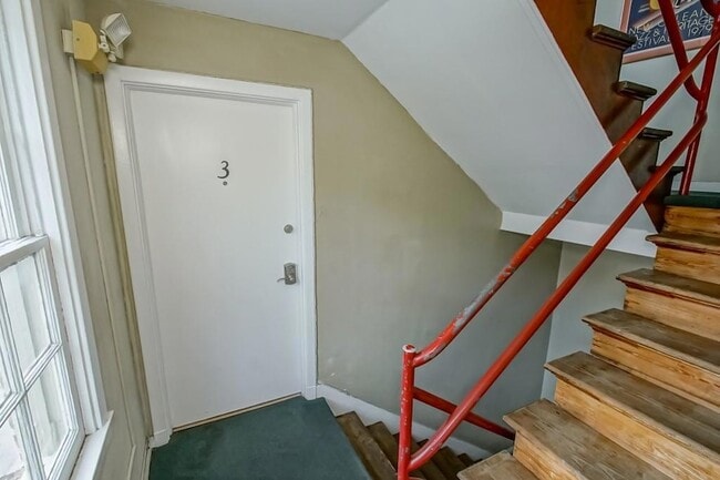 Photo - 1323 Dauphine St Unit 3