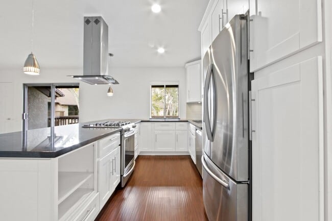 Photo - 25769 Marguerite Pkwy