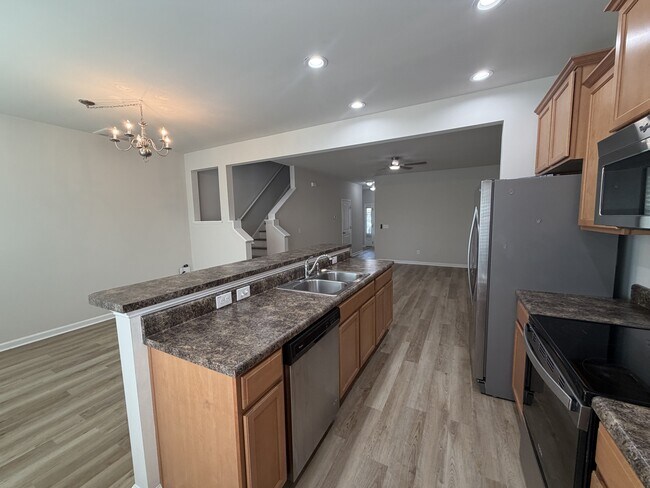 Photo - 1037 Grand Ridge Dr