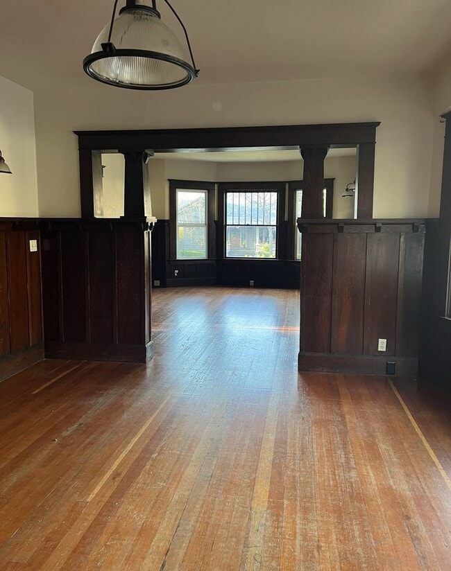 Photo - 597 E 4th St Unit 597 E 4th ST -Upstairs