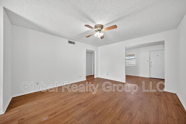 Photo - 309 Meadow Dr