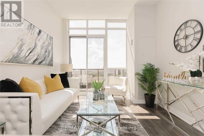 Photo - 38 Cedarland Dr Unité Ph-1801