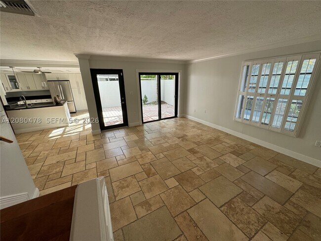 Photo - 4702 SW 67th Ave Unit O5