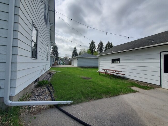 Photo - 1502 Cottonwood St