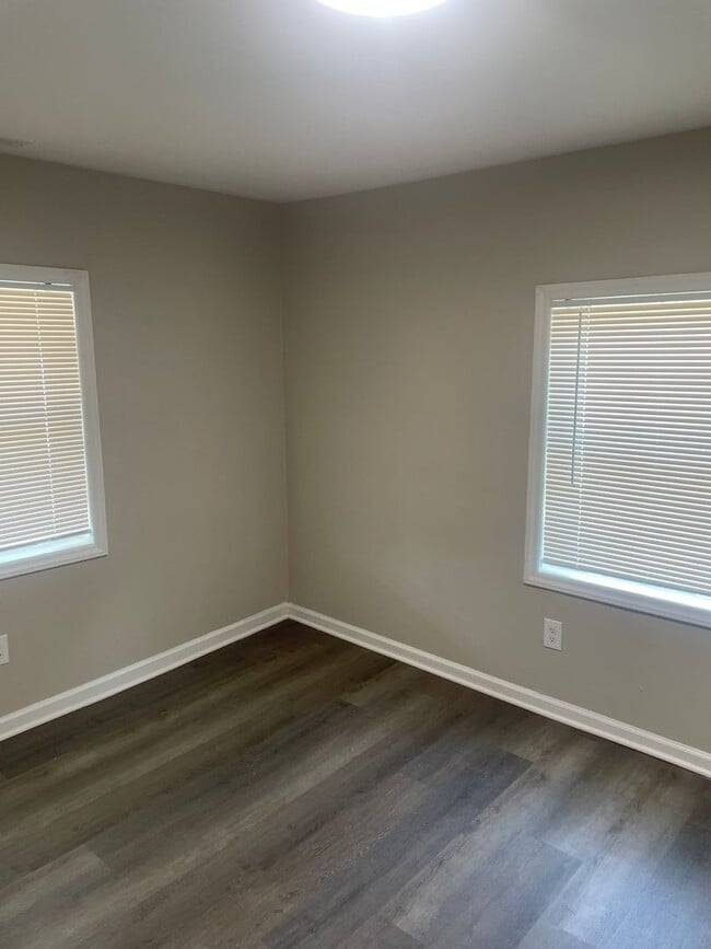 Photo - 416 W Twenty-Seventh St